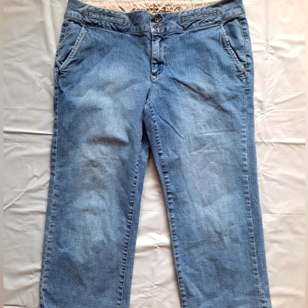 Arizona Jean Co Blue Capri Jeans w/ Pockets Women's Size: 11 - FAST SHIP